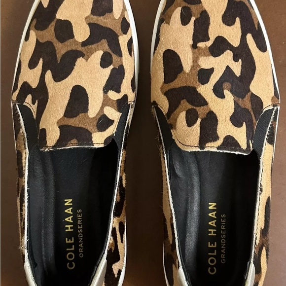 Cole Haan Women's W17775 - Grndpro Spctr2.0Slon Jaguar Haircalf-Gold size 6 - Picture 2 of 6